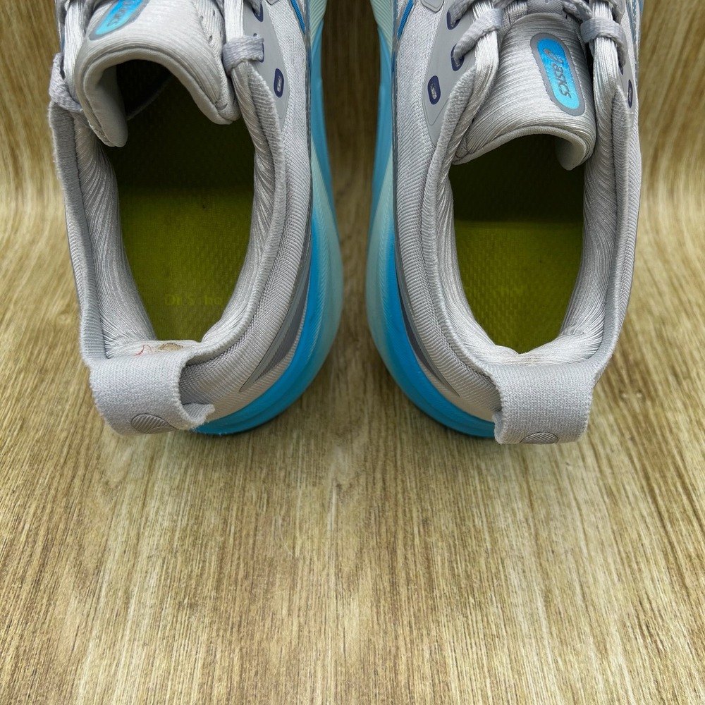 Asics Women's Light Gray and Aqua Athletic Running Shoes - Picture 5 of 10